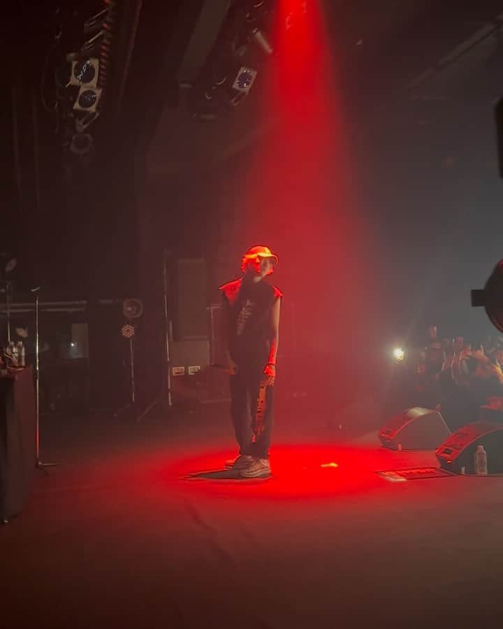 LEXのインスタグラム：「音楽にバランスをもたらす 選ばれし者だったのに💔　 LOVE YA NAGOYA🇯🇵」