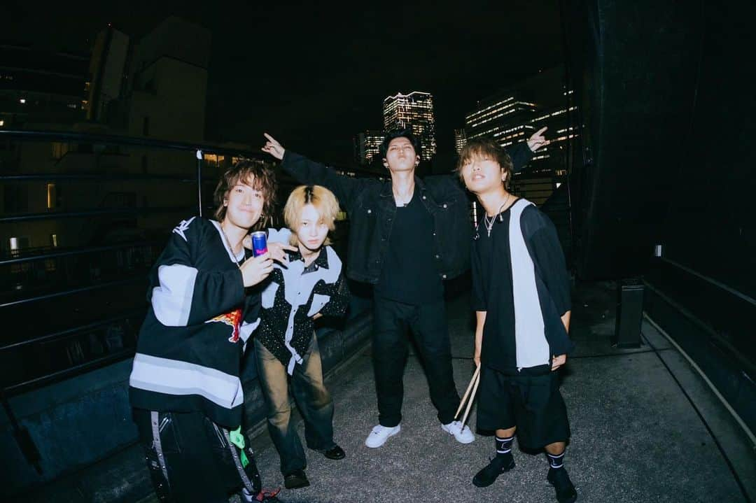 ACE COLLECTIONのインスタグラム：「Thank you!!!! 昇り龍 / 📍Spotify O-Crest  O-Crest20周年おめでとうございます！ 初対バンRhythmic Toy Worldありがとうございました🎤  NEXT▶︎11/23(火)FULL BIT Vol.2  📍KT Zepp YOKOHAMA  📸 : @sskami_   #AceCollection」