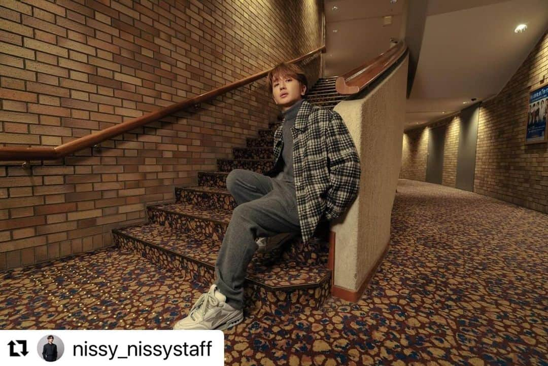 唐沢憲司さんのインスタグラム写真 - (唐沢憲司Instagram)「@nissy_nissystaff  CUT&COLOR  by L.O.G OMOTESANDO @log_kenjikarasawa  @log_ryunosuke630  @log_omotesando」11月16日 21時48分 - log_kenjikarasawa