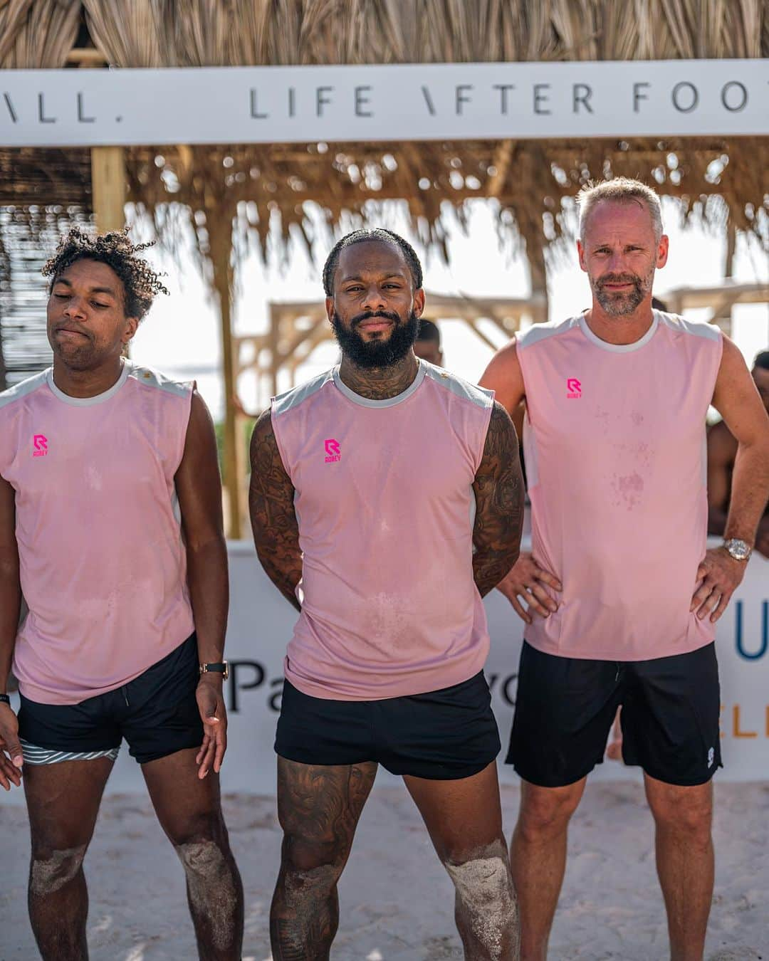 イェレマイン・レンスさんのインスタグラム写真 - (イェレマイン・レンスInstagram)「Day 2 at beach footvolley2023⚽️☀️🌴#lifeafterfootball #footvolley2023 # Curaçao」11月16日 21時43分 - jeremain