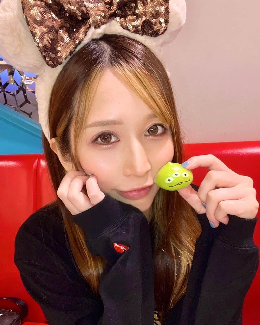 橘楓さんのインスタグラム写真 - (橘楓Instagram)「🐸💚  うまうま( '〰️' )♡➷  #ディズニーランド #ディズニーグルメ」11月16日 21時45分 - tachibana.kaede