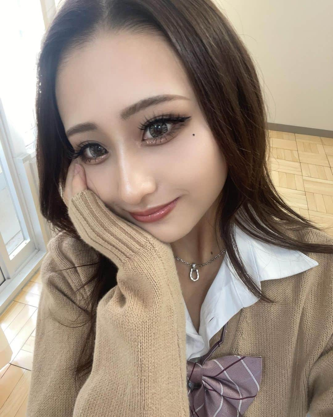 伊藤愛依海さんのインスタグラム写真 - (伊藤愛依海Instagram)「🤎  リボンとかしたのひさびさや🎀  #jk3 #ギャル #egg」11月16日 22時06分 - aimi___1227