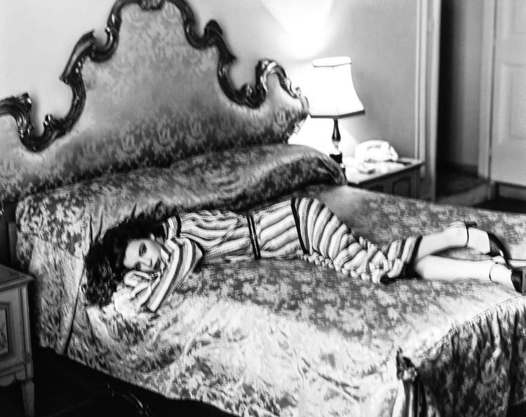 アーサー・エルゴートのインスタグラム：「Prudence at the Grand Hotel, Rome, 1978.」