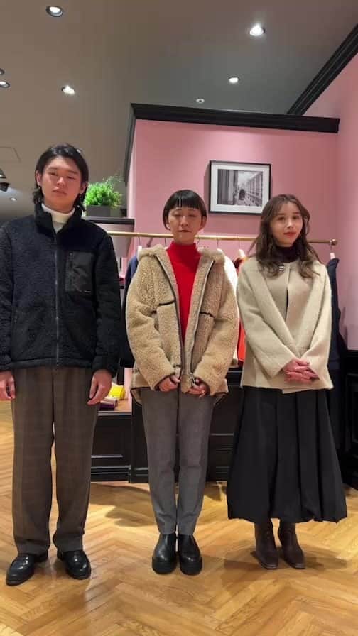 のインスタグラム：「[Instagram Live archive✨]  人気のショート丈アウターを渋谷スクランブルスクエア店の落合（@______reona______)清水( @nachuvence ）が紹介いたします✨ 是非参考にしてみてください︎☑️  【着用商品】 ・落合　158cm ①フードボアブルゾン ¥39,600(税込) ②【otonaMUSE12月号掲載】【ベストセラー】Super110's フェイクレザーパイピングブルゾン ¥39,600(税込) ③ Super100'sショートレングスPジャケット ¥49,500(税込)  ・清水　160cm ① 【otonaMUSE12月号掲載】 モヘヤ混シャギーショートジャケット ¥39,600(税込) ② 【CLASSY.11月号掲載】 ノーカラーライトダウンジャケット ¥37,400(税込)  ・工藤　175cm ① ジップアップボアジャケット ¥29,700(税込) ② M-51 3WAY フィールドジャケット ¥39,600(税込）  __________ __________ __________ 　 ▪️dressteriorオフィシャルアカウント @dressterior_official ⁡ ▪️メンズ用アカウント @dressterior_men ⁡ ▪️ショッププレスアカウント @dressterior_shoppress 　 __________ __________ __________ 　 　 　 　 　 #DRESSTERIOR#ドレステリア #ショートアウター #冬コーデ #レイヤードスタイル #アウターコーデ #おすすめアウター」