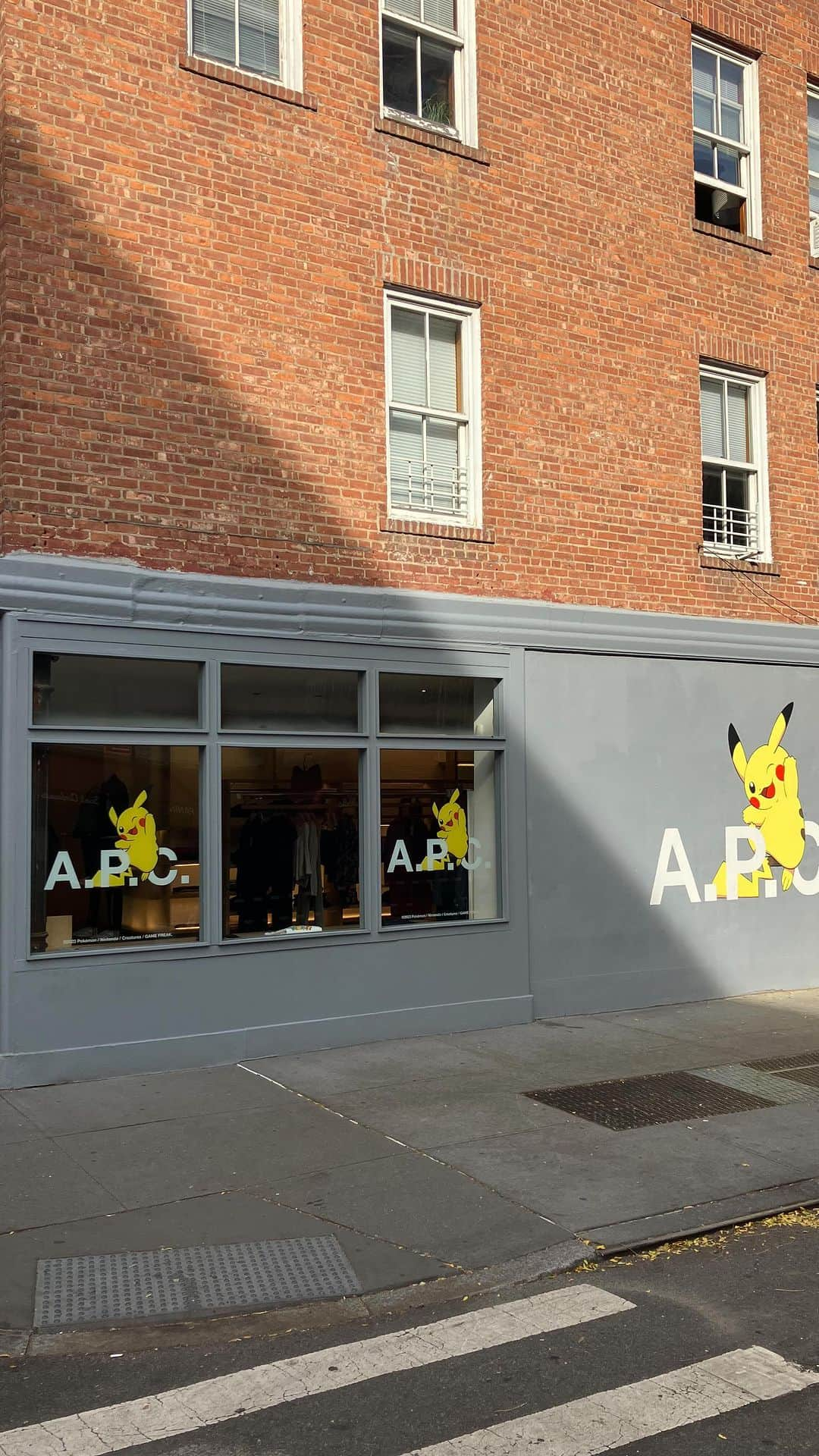 アーペーセーのインスタグラム：「A.P.C. x @Pokemon takes over our West Village store in New York. Come say hi  A.P.C. WEST 4TH 267 West 4Th Street 10014 New York  #APCParis #Pokemon」