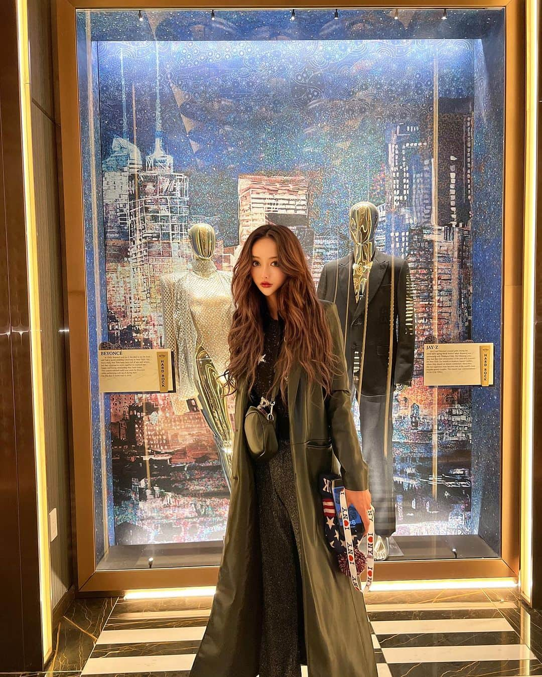 MARIさんのインスタグラム写真 - (MARIInstagram)「hardrock mood🎸　 #newyork #timessquare」11月16日 22時44分 - lovexxy0