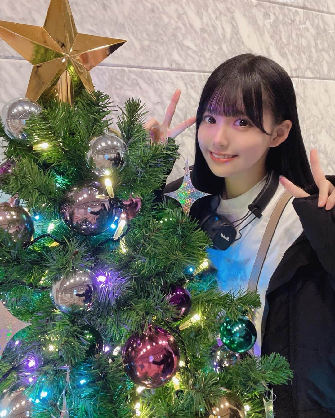 立花ことりさんのインスタグラム写真 - (立花ことりInstagram)「クリスマスはイルミネーション🎄すきぃ 。 。 。 #じどり女子 #自撮り女子 #自撮り #自撮り界隈 #クリスマスツリー #クリスマス #女子大生 #量産型 #量産型ヲタク」11月16日 22時48分 - kotori_mystear