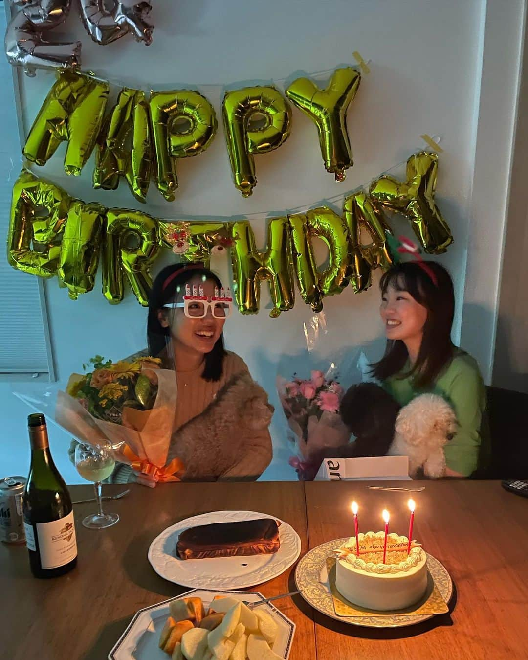 新嶋莉奈さんのインスタグラム写真 - (新嶋莉奈Instagram)「今年もお誕生日会できた 24ってもう大人じゃん…👯‍♀️」11月16日 22時56分 - rina_niijima