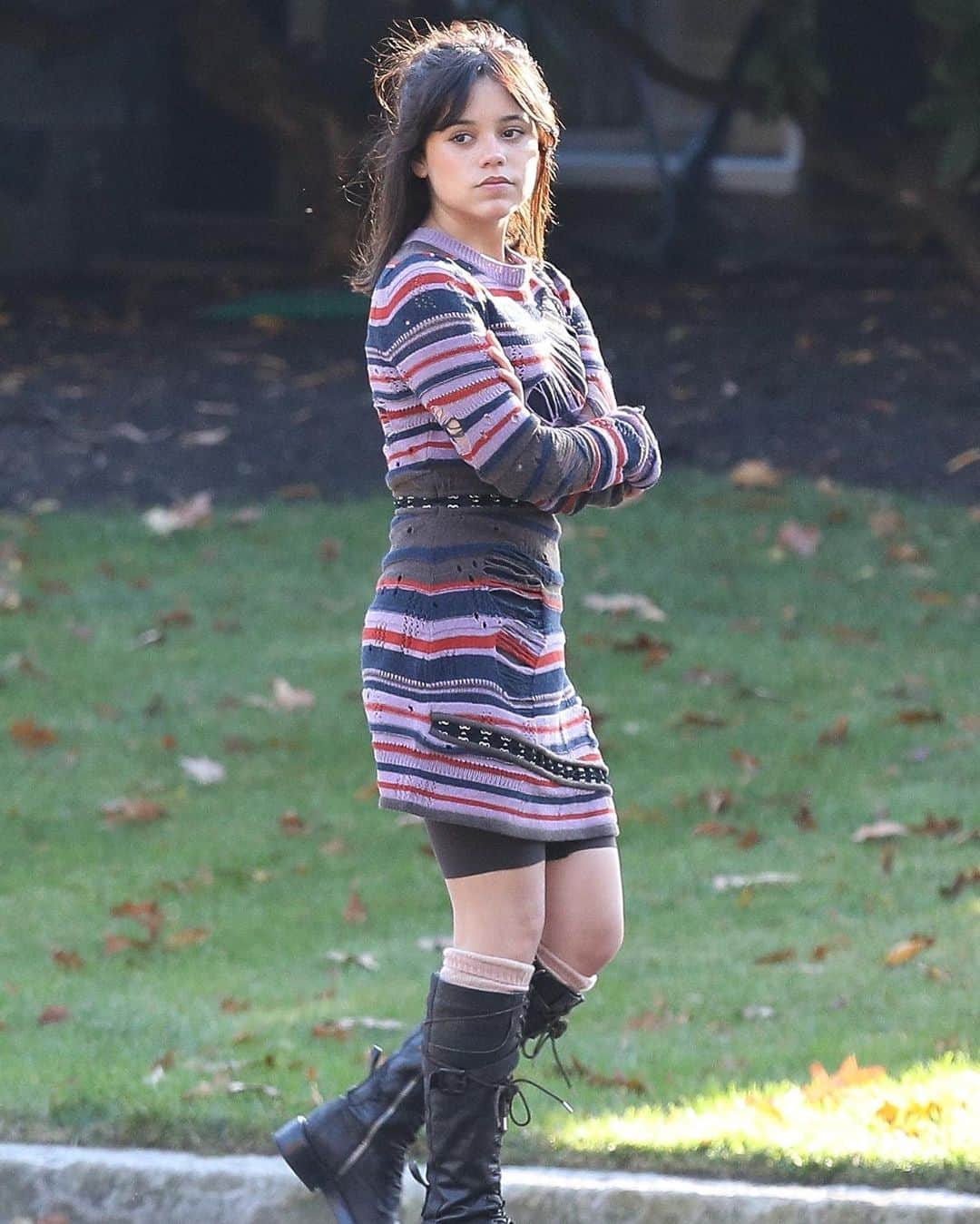 Just Jaredさんのインスタグラム写真 - (Just JaredInstagram)「Jenna Ortega rides a bike while filming scenes for the upcoming “Beetlejuice” sequel in Boston. Check out more photos on our site. #JennaOrtega #Beetlejuice #Beetlejuice2 Photos: Backgrid」11月17日 4時27分 - justjared