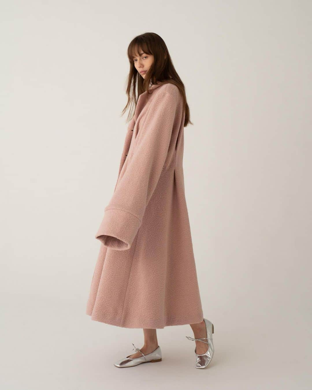 HONEY MI HONEY OFFICIALさんのインスタグラム写真 - (HONEY MI HONEY OFFICIALInstagram)「【new in】  tuck long chester coat  @honeymihoney_official  #HONEYMIHONEY #Tokyo #omotesando #harajuku #2023aw」11月16日 23時02分 - honeymihoney_official