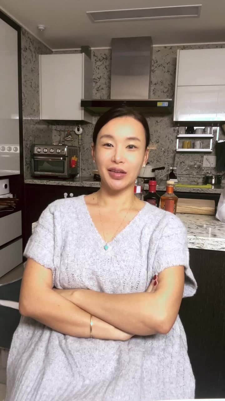 ペ・ユンジョンのインスタグラム：「머리드뎌묶인다요 ㅋㅋㅋ 쉐이크설명 자세히해놨어용~」