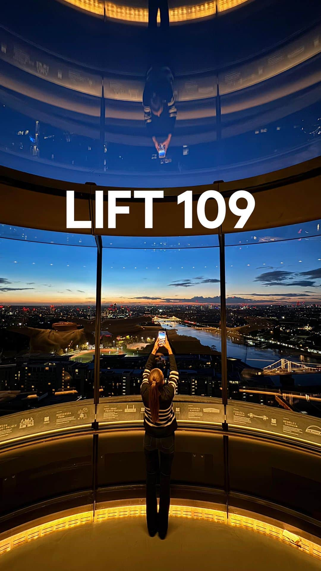 @LONDON | TAG #THISISLONDONのインスタグラム：「ad 😱 Have you been yet?! Head to @ChimneyLift109 at #BatterseaPowerStation this Christmas 🎄 and elevate your view of London! 🤩Rise to the summit of an icon, up the north-west chimney to reveal epic 360° views! 🤯😱❤️ With spectacular views across central and west London! 🔥 Ignite your curiosity, immerse your senses and elevate your perspective. Book your interactive visit and thrilling ascent now! ▶️ @ChimneyLift109 ◀️   More Tour Info:  Your #Lift109 journey begins in the Power Station’s magnificent Art Deco Turbine Hall A, where through a carefully curated exhibition of original records and multimedia displays you’ll discover more about the building’s rich heritage, its architectural significance and enduring presence in popular culture. Continuing onwards and upwards, constellations of light guide your way as the elevator makes its ascent up one of the iconic chimneys and from 109 metres at the top you will take in a panoramic view like no other.  🎥 Filmed by @MrLondon & @Alice.Sampo in Partnership with www.Lift109.co.uk 🔥❤️ ___________________________________________  #thisislondon #lovelondon #london #londra #londonlife #londres #uk #visitlondon #british #🇬🇧 #londonreviewed #battersea #chelsea #nineelms #whattodoinlondon」