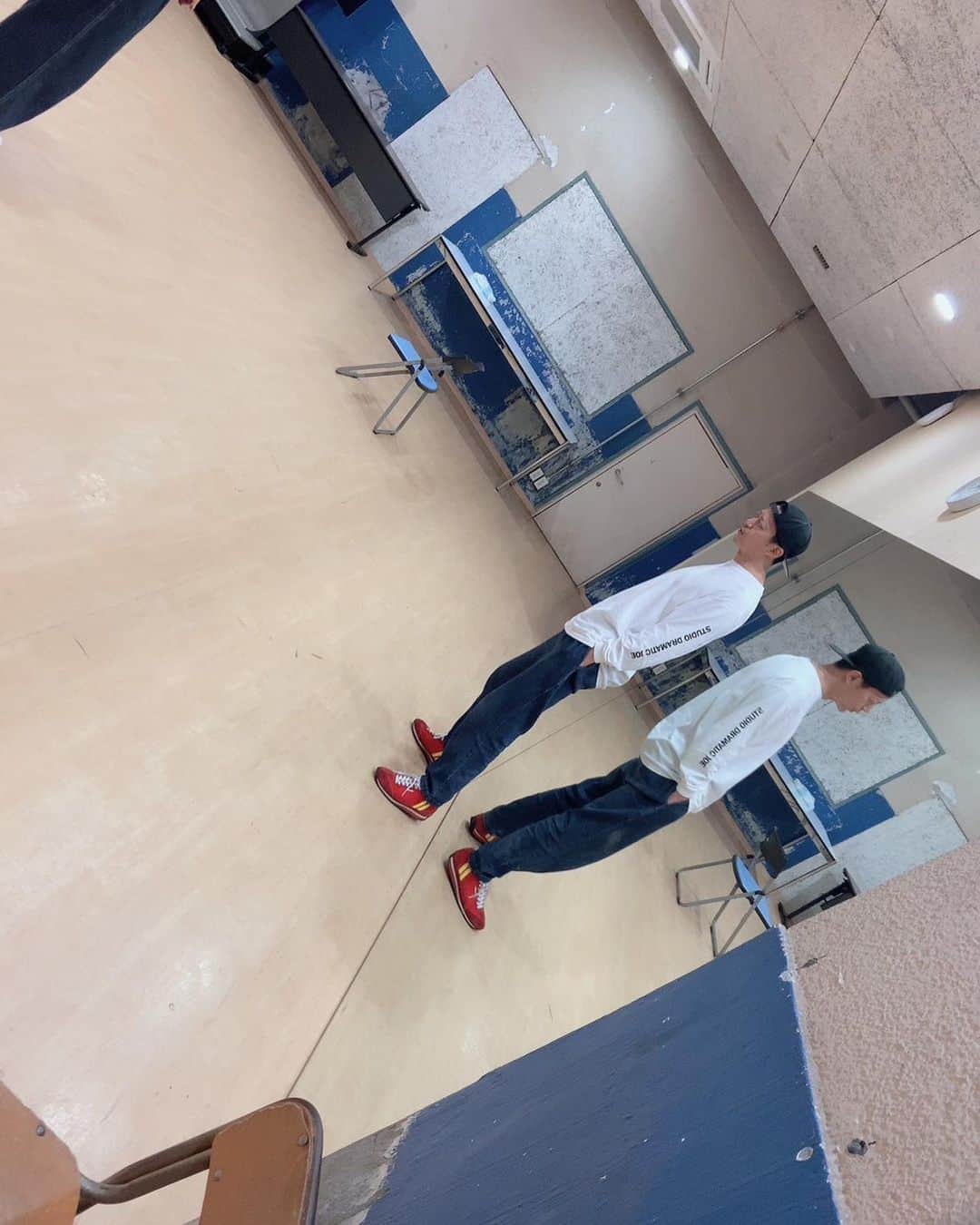 佐藤太一郎さんのインスタグラム写真 - (佐藤太一郎Instagram)「【稽古3日目】  吉本新喜劇 佐藤太一郎企画その２６『誘拐』の稽古3日目終了。 #山崎真実 さんがあざとおもろいです。 #松井勇歩 さんがカッコおもろいです。 #北代祐太 さんがなさけおもろいです。 #山本誠大 さんがおばかおもろいです。 #清井咲希 さんがかしこおもろいです。  🎫はこちら https://onl.bz/cqvyEEt」11月16日 23時47分 - satotaichiro_shinkigeki