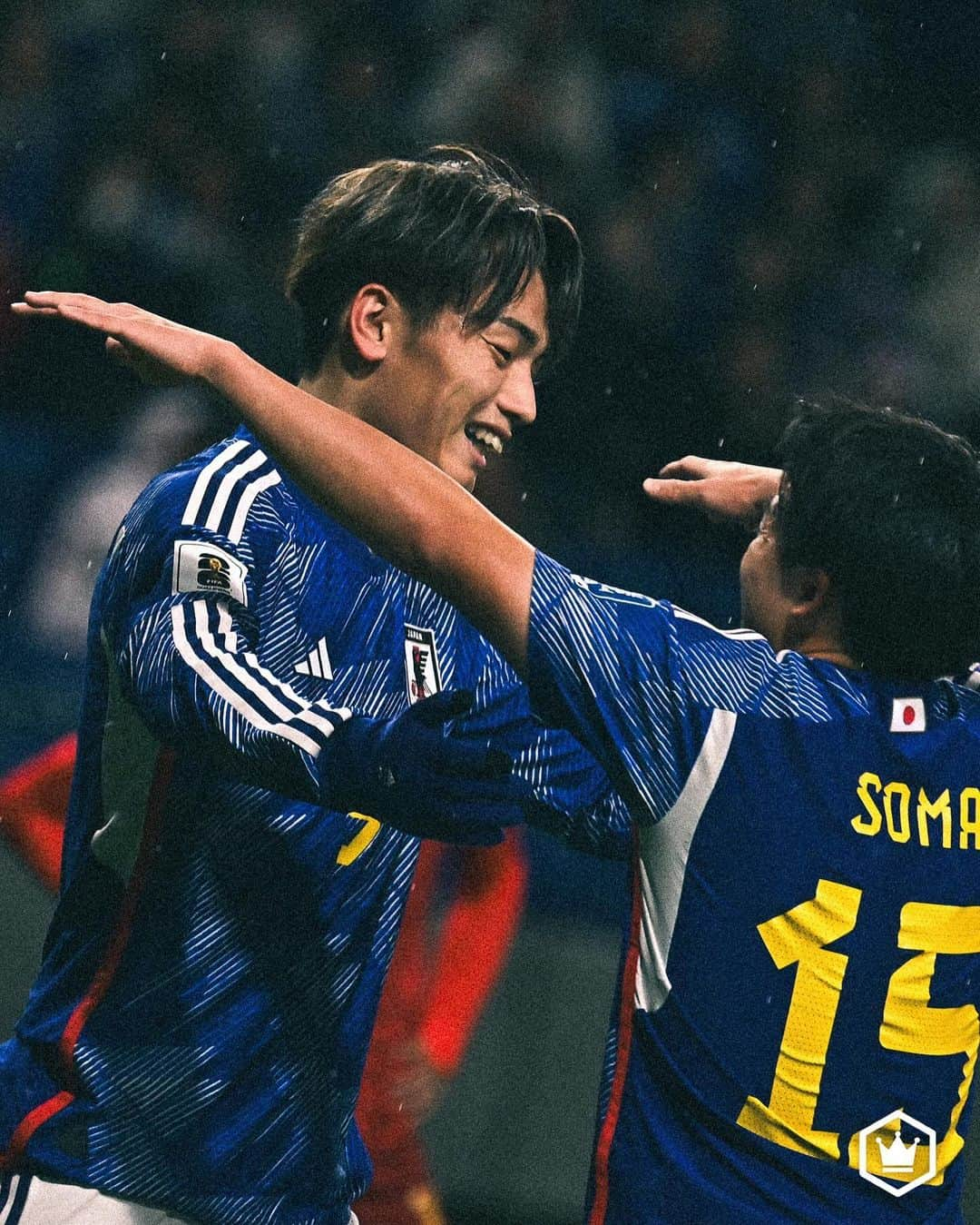 サッカーキングのインスタグラム：「. FLASH BACK SAMURAIBLUE!! 日本代表、W杯予選初陣は最高の船出！ 5得点でミャンマー撃破、上田綺世はハットトリック…この一戦を10枚の写真で振り返る（2023.11.16）  📷Photo by @shimpeei（SOCCERKING）  #夢への勇気を #SAMURAIBLUE #jfa #daihyo #サッカー日本代表 #サッカー #soccer #フットボール #football #⚽️ #サッカーキング  #上田綺世 #中山雄太 #鎌田大地 #堂安律 #佐野海舟 #前川黛也 #森保一 #カラッペ #カララ」