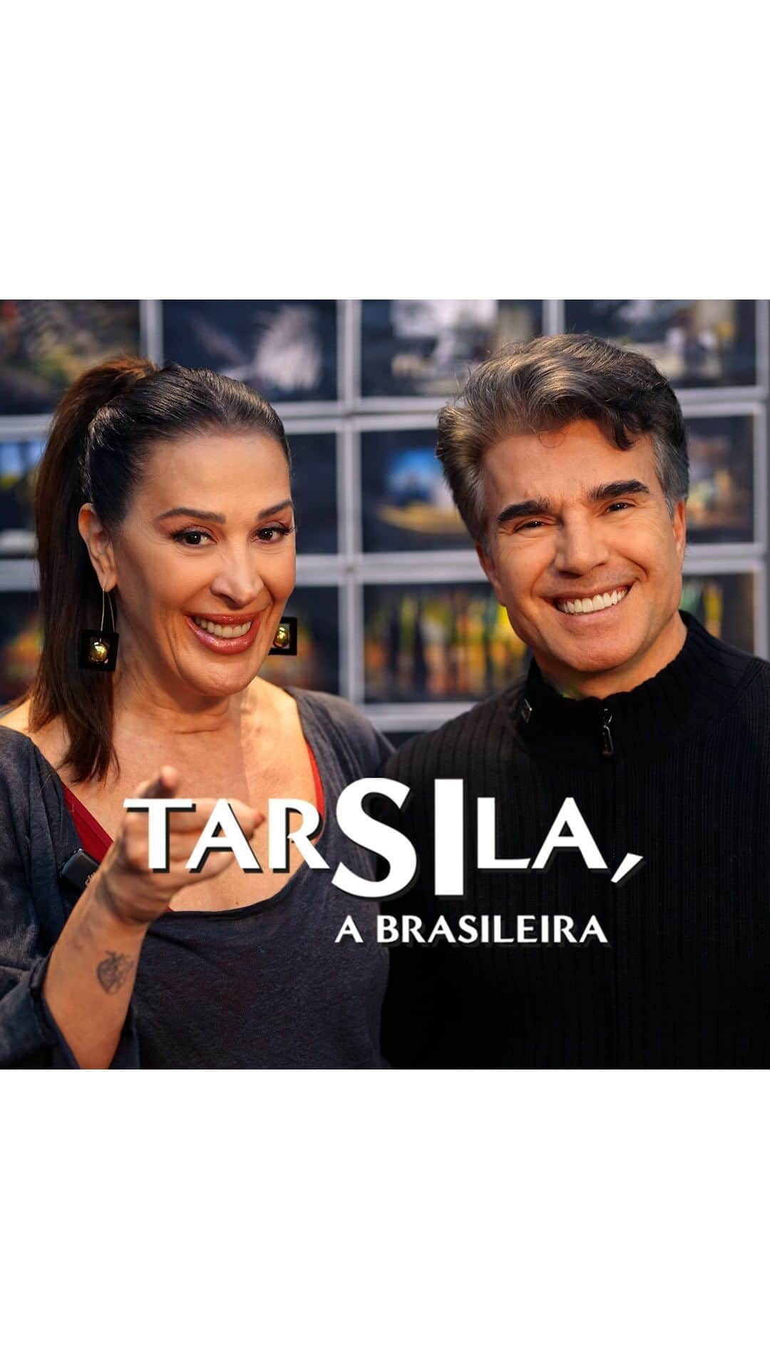 Claudia Raiaのインスタグラム：「🚨VENDAS ABERTAS! ESTREIA DIA 25 DE JANEIRO!  🎨 A vida, e obra de Tarsila do Amaral ganham vida nos palcos! Vocês irão se emocionar com ‘Tarsila, a Brasileira’. Uma oportunidade imperdível de celebrar a arte! ✨  🎟️ Garanta seus ingressos pelo LINK NA BIO OU NA BILHETERIA DO @teatrosantander   ⏰ Horários:  Quintas-feiras, às 20h; Sextas-feiras, às 20h; Sábados, às 16h e 20h;  Domingos, às 16h e 20h  Texto e Letras: @annatoledo e @zepossi Músicas: @guiterra e @tonylucchesi Encenação e Direção de Arte: @zepossi Assistente de Direção: @johnnycamollese  Coreografia e Direção de Movimento: @alonsobarros Direção Musical: @guiterra Cenário: @renatotheobaldo Figurino: @fnmtme Visagismo: @dickolorenzo Produção: @regainicio / @ralvim Idealização: Raia Produções Realização: @oitograusproduções   Elenco: @claudiaraia @jarbashomemdemello @keilacbueno @pinheirodennis @ivanparente   @carolgcosta @lianemaya @tenentereiner  @estelabroficial  @andreluizodin @johnvseabra @feeh_godoy @salla_fsalla @guiterra @lanzamarcos @marilicecc @matheus1paiva @mirella.guida  @carolinabotelho @rafaleal_ @renatobellini @vandalfre @guipereira.arquitetura  Músicos: @baronebru Marcelo Farias Paula Souza Jef de Lima Mauricio de Souza Chiquinho de Almeida Fernando Cardoso Rodolfo Schwenger  Production Stage Manager: @milafogaca   Captação, criação de conteúdo e mídias: @gatufilmes - @ga.metzner e @arthurhbr   Equipe de Palco: @guiiterra   #TarsilaMusical #WorkshopTarsila #Preparativos #claudiaraia #santander #teatrosantander」