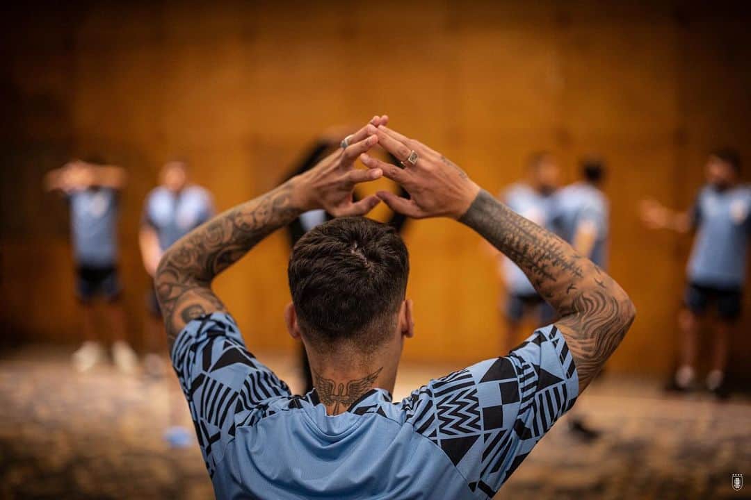 サッカー ウルグアイ代表チームのインスタグラム：「🎲」