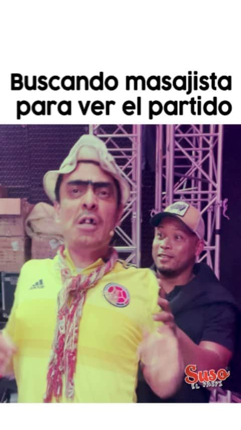 ファン・スニガのインスタグラム：「Pillen pues el masajista que me levanté jajajajja mi parcero @camilozuniga18 estará este dosmingo en #TheSusosShow por @caracoltv ¡Pilas pues!   #CamiloZuñiga #VamosColombia #eliminatorias #futbol #TodosSomosColombia」