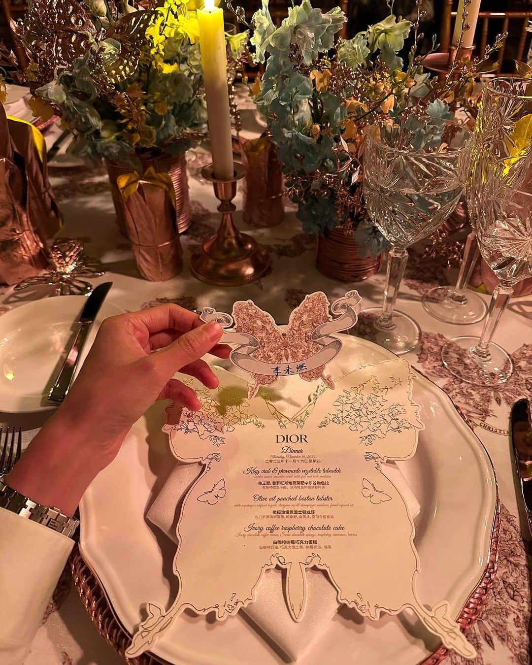 JiweiJWさんのインスタグラム写真 - (JiweiJWInstagram)「Dior Christmas dinner #christmas #dior」11月17日 0時44分 - jiweijw