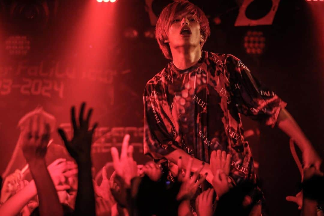 Fear, and Loathing in Las Vegasさんのインスタグラム写真 - (Fear, and Loathing in Las VegasInstagram)「ペイルダスクも最高やった！！ 来てくれたみんなありがとう！また会おう！  #FULLPOWERFALILVTOUR #OSAKA #FearandLoathinginLasVegas #ライブ写真 #LIVEPHOTO  Photo by スズキコウヘイ　 @kouhey0622  /So」11月17日 0時40分 - falilv_official