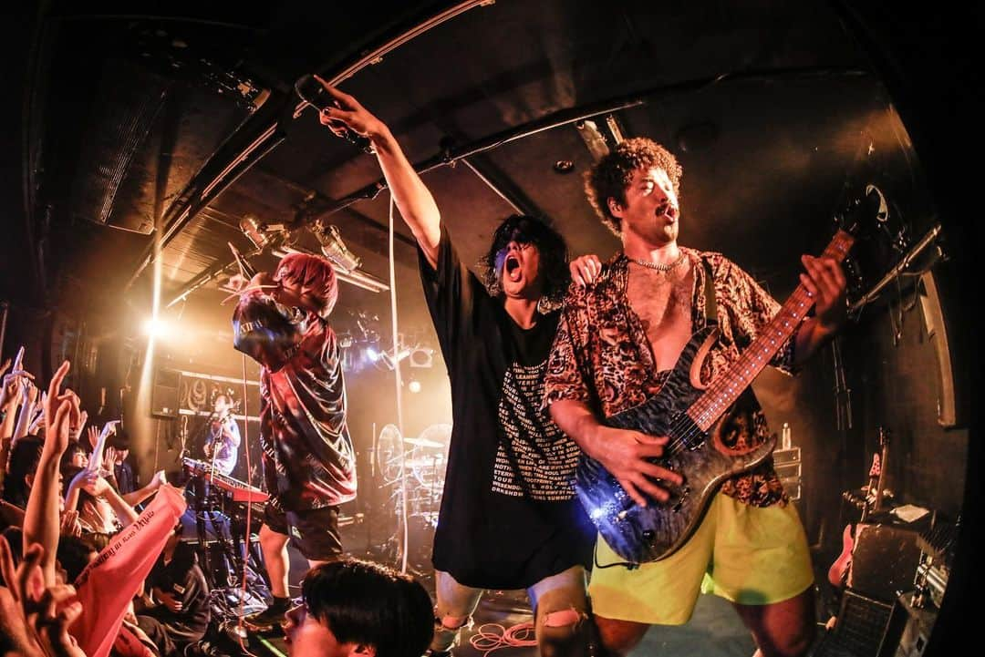 Fear, and Loathing in Las Vegasさんのインスタグラム写真 - (Fear, and Loathing in Las VegasInstagram)「ペイルダスクも最高やった！！ 来てくれたみんなありがとう！また会おう！  #FULLPOWERFALILVTOUR #OSAKA #FearandLoathinginLasVegas #ライブ写真 #LIVEPHOTO  Photo by スズキコウヘイ　 @kouhey0622  /So」11月17日 0時40分 - falilv_official