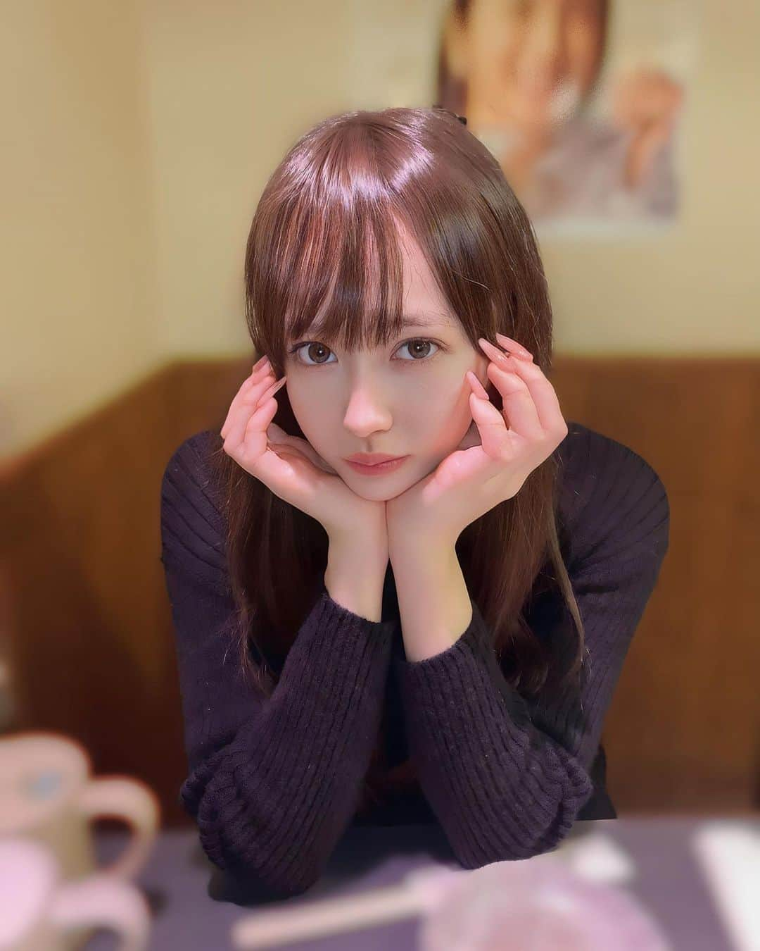 ナタリア聖奈さんのインスタグラム写真 - (ナタリア聖奈Instagram)「・ マミちゃんと焼肉わずわず🥩‪🔥 何故かみんな童顔ナタ好きなので薄顔お届け(_ _)」11月17日 19時30分 - _natamilk_