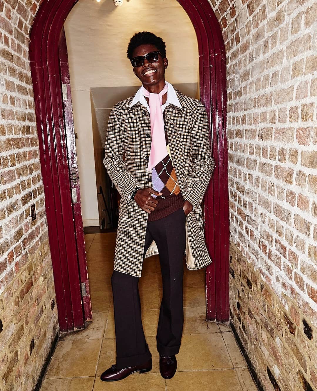 ポール&ジョーのインスタグラム：「Winter is coming, meet the ANDREW coat! ⁠ ⁠ Menswear designer : @adrienalbou⁠ Styling : @leithclark⁠ Hair : @neilmoodie⁠ Make up : @_georginagraham_⁠ Nails : @joannanewboldnails⁠ Eyewear : @seaportodlm⁠ Menswear shoes : @baudoinlange⁠ Casting director : @noah__shelley⁠ PR : @purplepr⁠ Music : @cafe_molly⁠ Photos runway : @indigital.tv⁠ Photos: @stephanefeugerephotography⁠ Video : @indigital.tv⁠ ⁠ @londonfashionweek ⁠ @britishfashioncouncil⁠ ⁠ #paulandjoe #runway #fashionweek #fallwinter #fashion #mode #savoirfaire #aw23⁠」