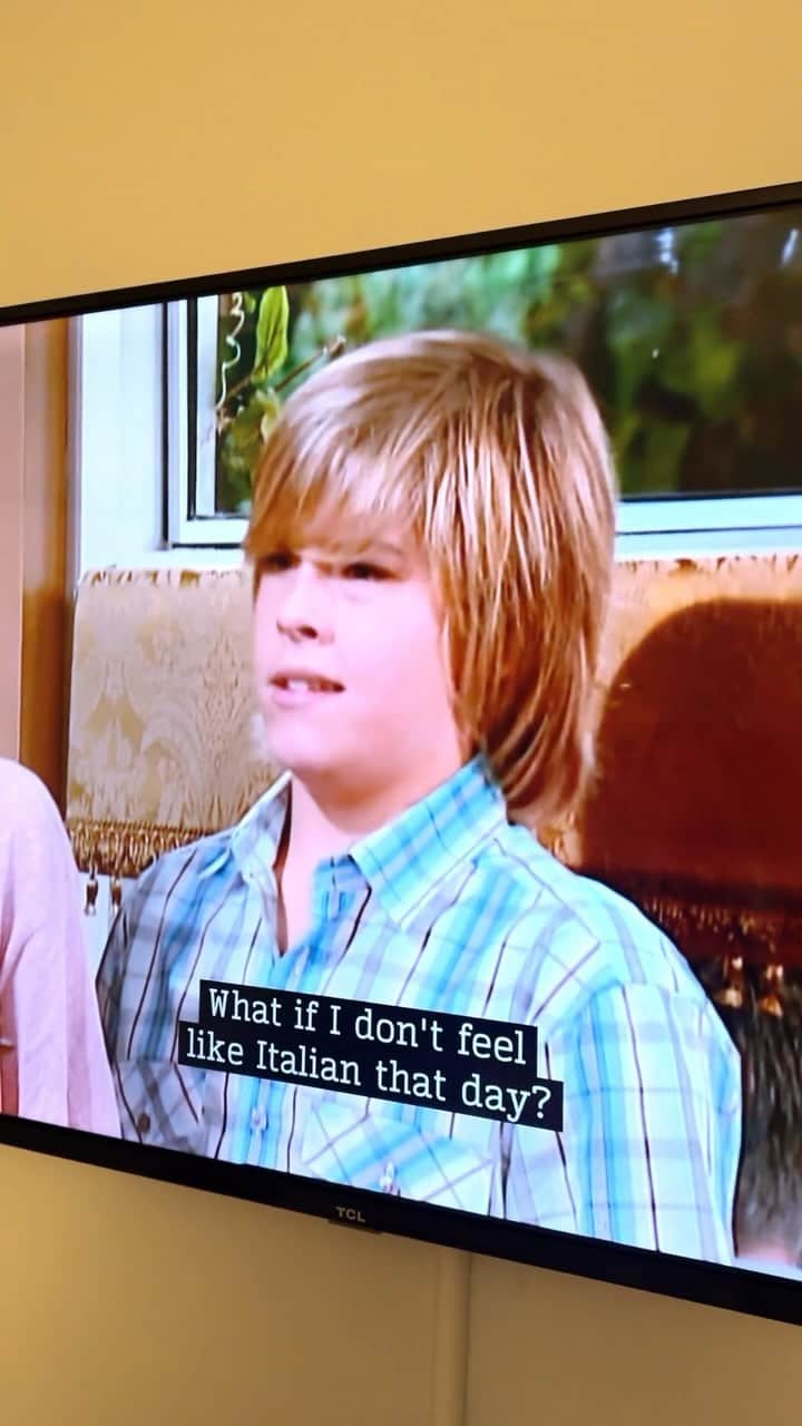 Cosmopolitanのインスタグラム：「If @dylansprouse doesn’t post a pic of himself eating pasta today, I will riot!! 🍝」