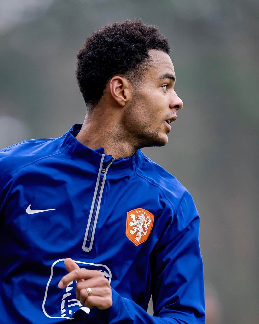サッカー オランダ代表チームのインスタグラム：「𝘏𝘢𝘳𝘥 𝘩𝘢𝘳𝘥 𝘸𝘰𝘳𝘬 𝘸𝘰𝘳𝘬. ⚙️  #NothingLikeOranje #NEDIRL」