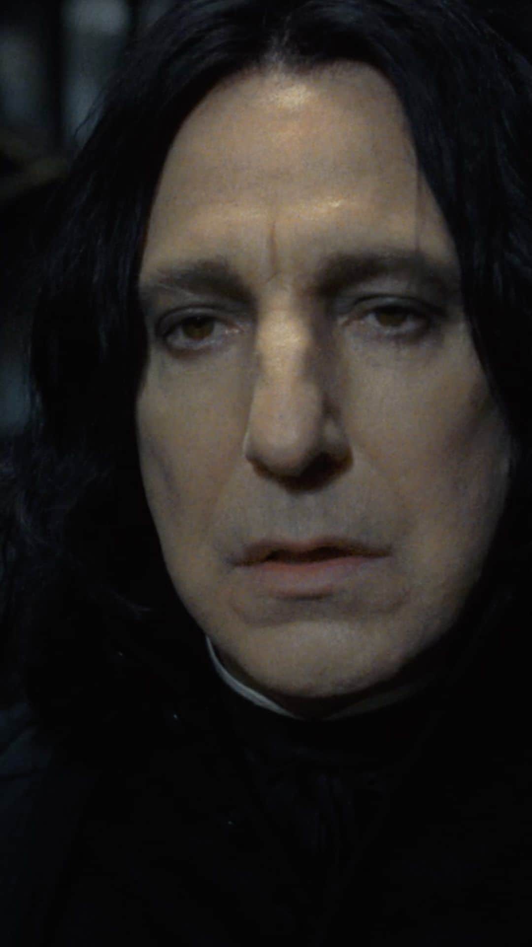 ハリー・ポッターのインスタグラム：「when it comes to complicated journeys, no one does them like severus snape 🖤」