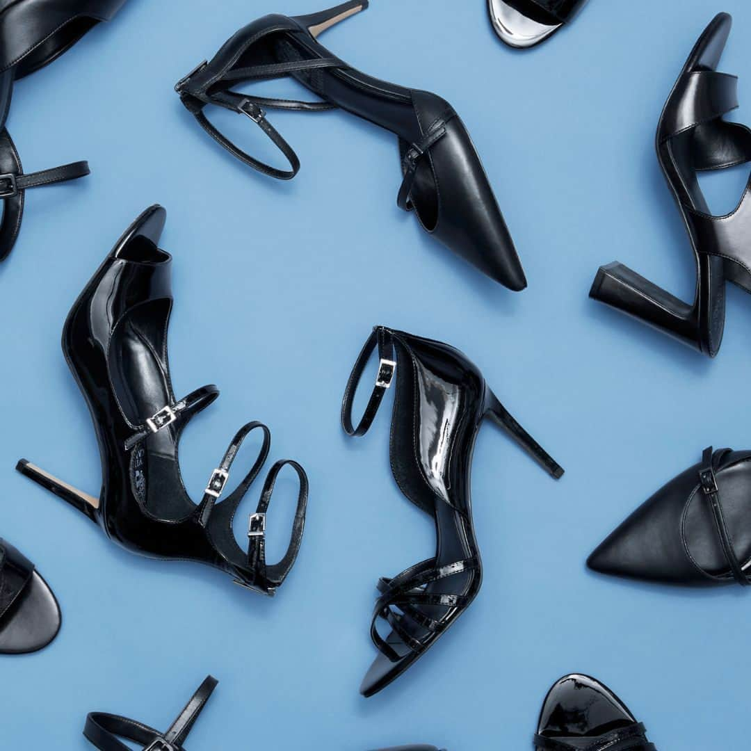 ヴィンスカムートさんのインスタグラム写真 - (ヴィンスカムートInstagram)「Never met a black heel we didn't like 🖤」11月17日 1時00分 - vincecamuto