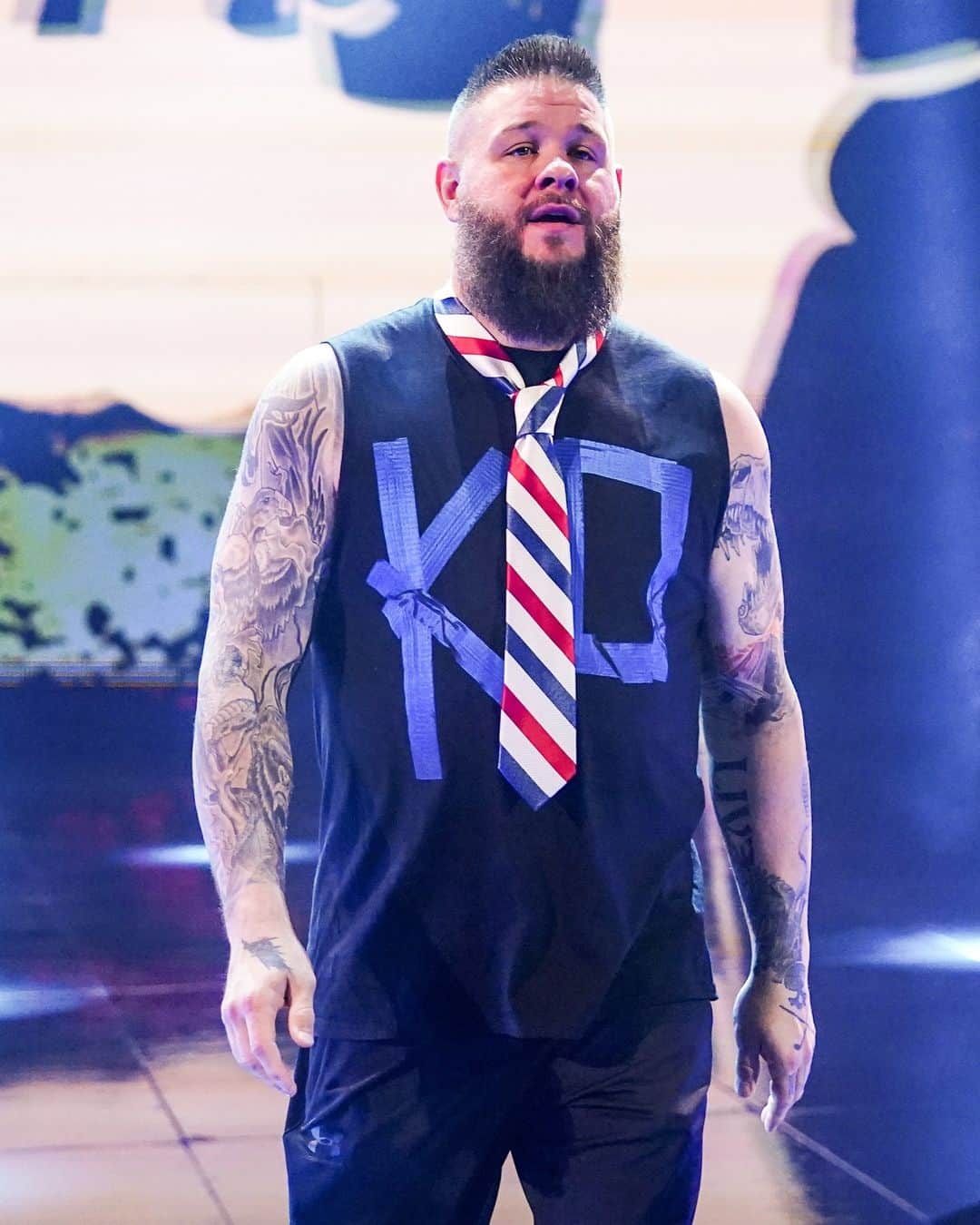 WWEのインスタグラム：「Kevin Owens might be the most stylish Superstar today」
