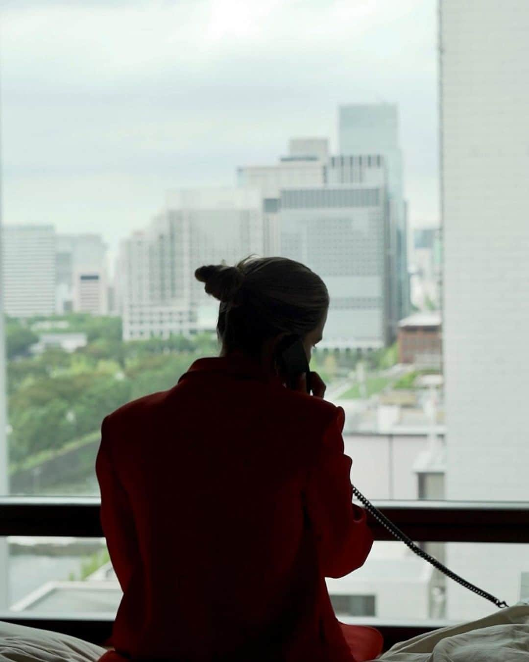 The Peninsula Hotelsさんのインスタグラム写真 - (The Peninsula HotelsInstagram)「From soaking in the view to sampling our in-room dining, and every moment in between, @mijaporter shares her recent visit to @thepeninsulatokyo. #penmoments」11月17日 1時11分 - peninsulahotels