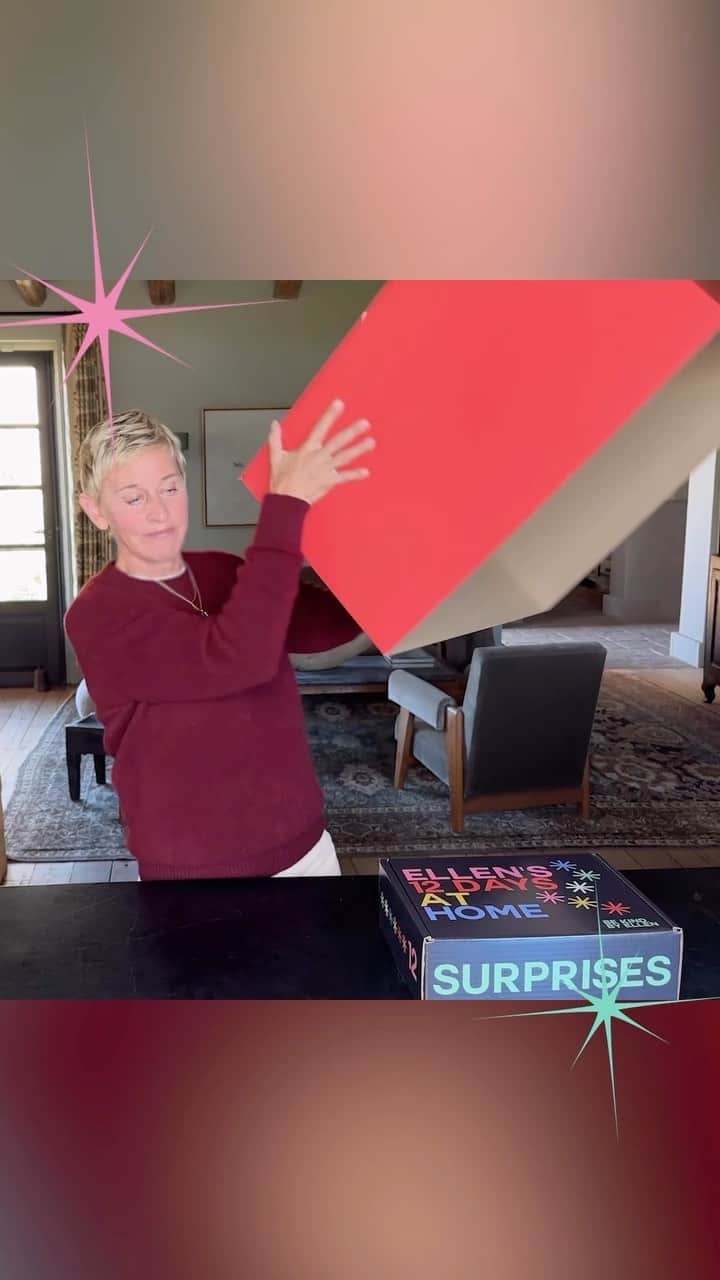 エレン・デジェネレスのインスタグラム：「People tell me all the time how disappointed they are that they missed out on my 12 days of giveaways. That’s why I’m bringing you the 12 DAYS AT HOME!   12 incredible gifts that you can give to your friends and family but will want to keep for yourself. Order now at the ellenshop.com so it gets here in time for the holidays!」