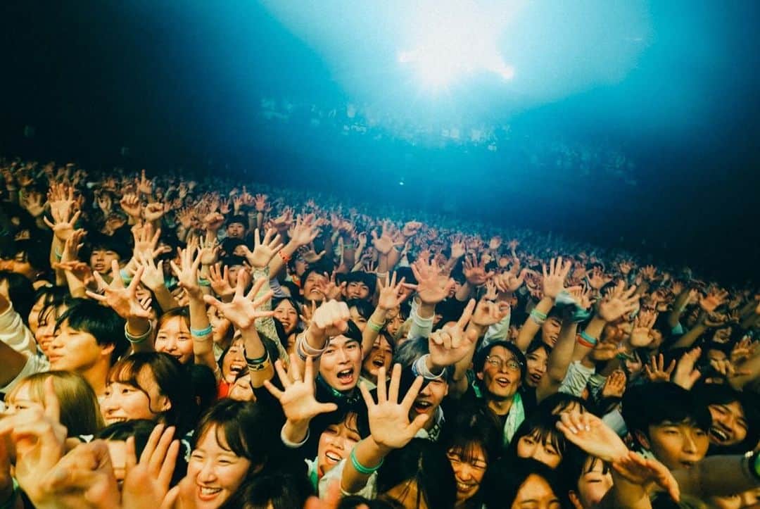 柳沢進太郎さんのインスタグラム写真 - (柳沢進太郎Instagram)「photo × @renzo1101   ライヴってマジで楽しいなー😭 そんな一本目東京✈️🇬🇧🇯🇵  生きてる心地するは  ありがとう！」11月17日 2時24分 - shintaro_yanagisawa