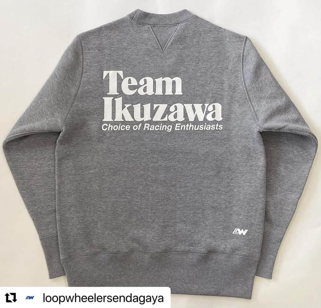 ループウィラーさんのインスタグラム写真 - (ループウィラーInstagram)「.  大阪店も本日より販売開始です！  .  #Repost @loopwheelersendagaya with @use.repost ・・・ . 「LOOPWHEELER for Team Ikuzawa」 本日よりLOOPWHEELER for Team  Ikuzawa 3型を発売致します。 2型目はLOOPWHEELER for Team  Ikuzawa クルースウェットになります。 素材はLWベーシック丸胴30/6吊り裏毛を使用しています。 カラーはグレーメランジとブラックの2カラー展開で、サイズはS~XXLまでの5サイズ展開となり販売価格は33,000円（税込）となります。  是非ご覧ください。  #teamikuzawa #loopwheelerosaka  #loopwheeler #tsuriami #sweat #ループウィラー大阪 #ループウィラー #吊り編み #スウェット」11月17日 12時21分 - loopwheelerosaka