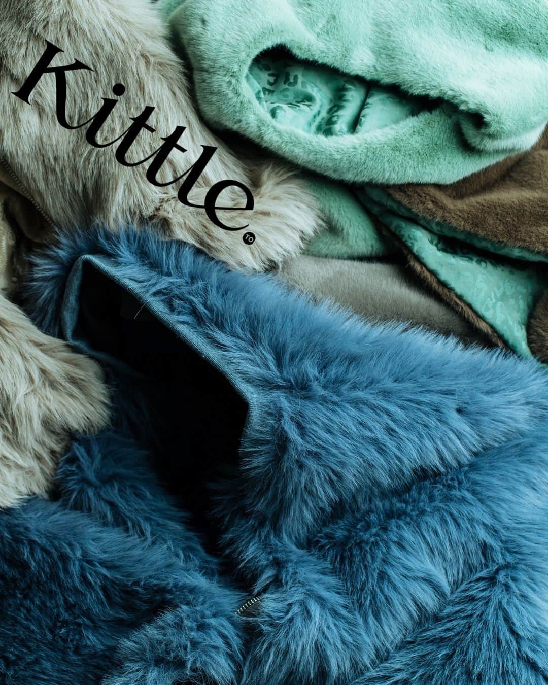 kittleのインスタグラム：「⛄️ ⁡ 暖かいアイテム、入荷してます。 写真でも伝わるこのファーのふわふわ感。 思わず触りたくなる、アウターです ⁡ LINE友達追加すると、お得なクーポンや 会員様限定セールなどのご案内が届きます。 ⬇︎ https://lin.ee/Cc44uMv ⁡ #kittle #kittleto ⁡ 【𝗈𝗇𝗅𝗂𝗇𝖾 𝗌𝗍𝗈𝗋𝖾】 𝗁𝗍𝗍𝗉𝗌://𝗄𝗂𝗍𝗍𝗅𝖾𝗍𝗈.𝖼𝗈𝗆 𝖭𝖾𝗐 𝖺𝗋𝗋𝗂𝗏𝖺𝗅𝗌 →𝖤𝗏𝖾𝗋𝗒 𝖥𝗋𝗂𝖽𝖺𝗒 𝖯𝖬𝟩」