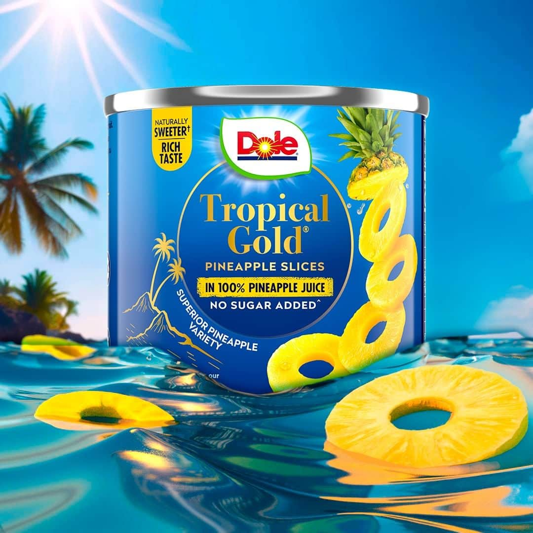 Dole Packaged Foods（ドール）のインスタグラム：「Just in time for the festivities, Dole® Tropical Gold® is a superior variety of pineapple that is naturally sweeter than our regular pineapple. 🤩 A holiday game-changer to make this season shine brighter! 💛 A delicious taste of the tropics, open this can of super sweet pineapple for...   🍍 A snack bursting with vitamin C 🍍 A tasty tropical topping 🍍 An upgrade to your favorite recipe   Now available nationwide in Pineapple Chunks and Slices! Click the link in bio to find it near you!」