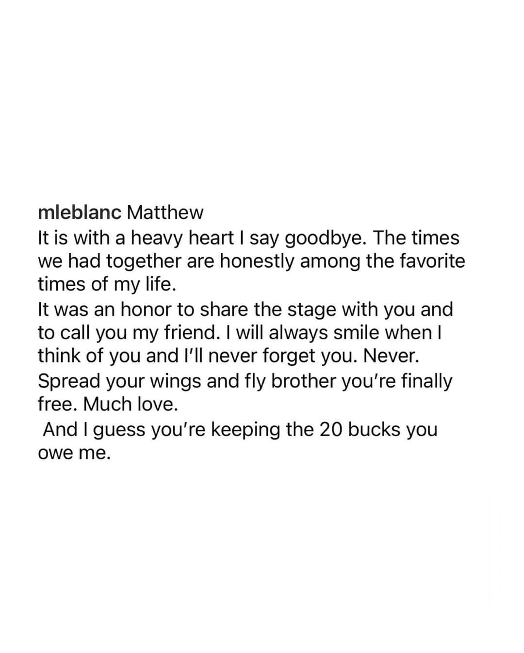 Blonde Saladさんのインスタグラム写真 - (Blonde SaladInstagram)「Friends and colleagues sent their personal messages for Matthew Perry a few days after his untimely death. We have collected them, swipe to read. You'll be forever missed Matthew 💖✨  #friends #matthewperry #jenniferaniston #lisakudrow #mattleblanc #davidschwimmer #theblondesalad」11月17日 5時18分 - theblondesalad