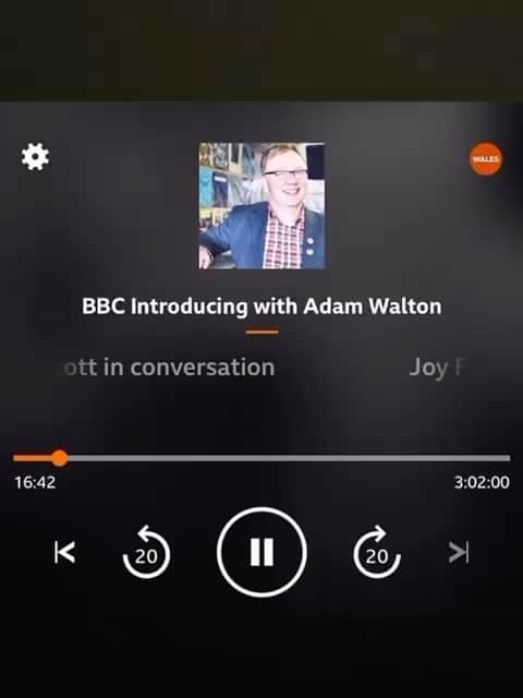 UNTIL THE RIBBON BREAKSのインスタグラム：「Thank you @bbcintroducing with Adam Walton 🙏🏽   #bbc #bbcradio #welshmusic #welsh #newmusic #originalsong」