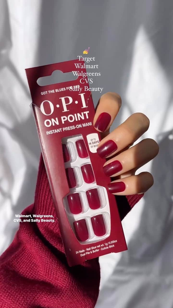 OPIのインスタグラム：「Pomegranate nails ❣️ Nail the red mani trend in this juicy look featuring #OPIOnPoint in Got the Blues for Red.   #OPI #OPIObsessed #fallnails #rednails #pomegranatenails」