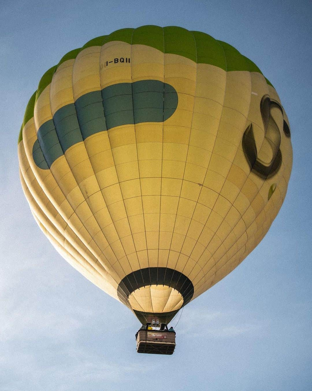 リザ・ソベラーノさんのインスタグラム写真 - (リザ・ソベラーノInstagram)「Core memory unlocked. Ticking “ride a hot air balloon” off my bucket list. 🦋  @harlanholden.coffee #HarlanCoffee #BecauseCoffee」11月17日 18時00分 - lizasoberano