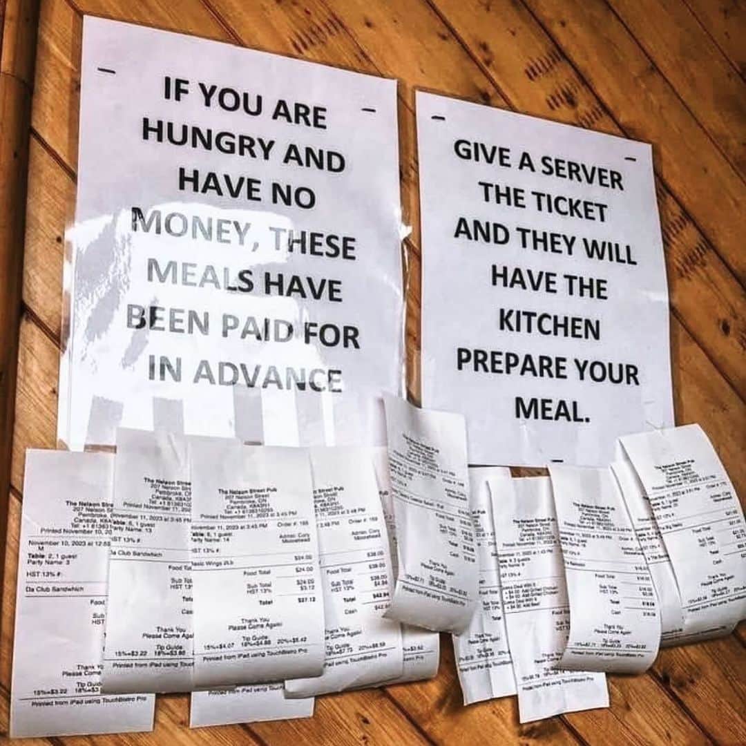 ベイビー・バッシュのインスタグラム：「I love this Idea!! (And on that note) I will be Giving away More ThanksGiving grocery Cash tonight before the Boxing Matches!! 100$ cash apps ( just a lil some some to help a few people with Food since the prices are so damn high)」