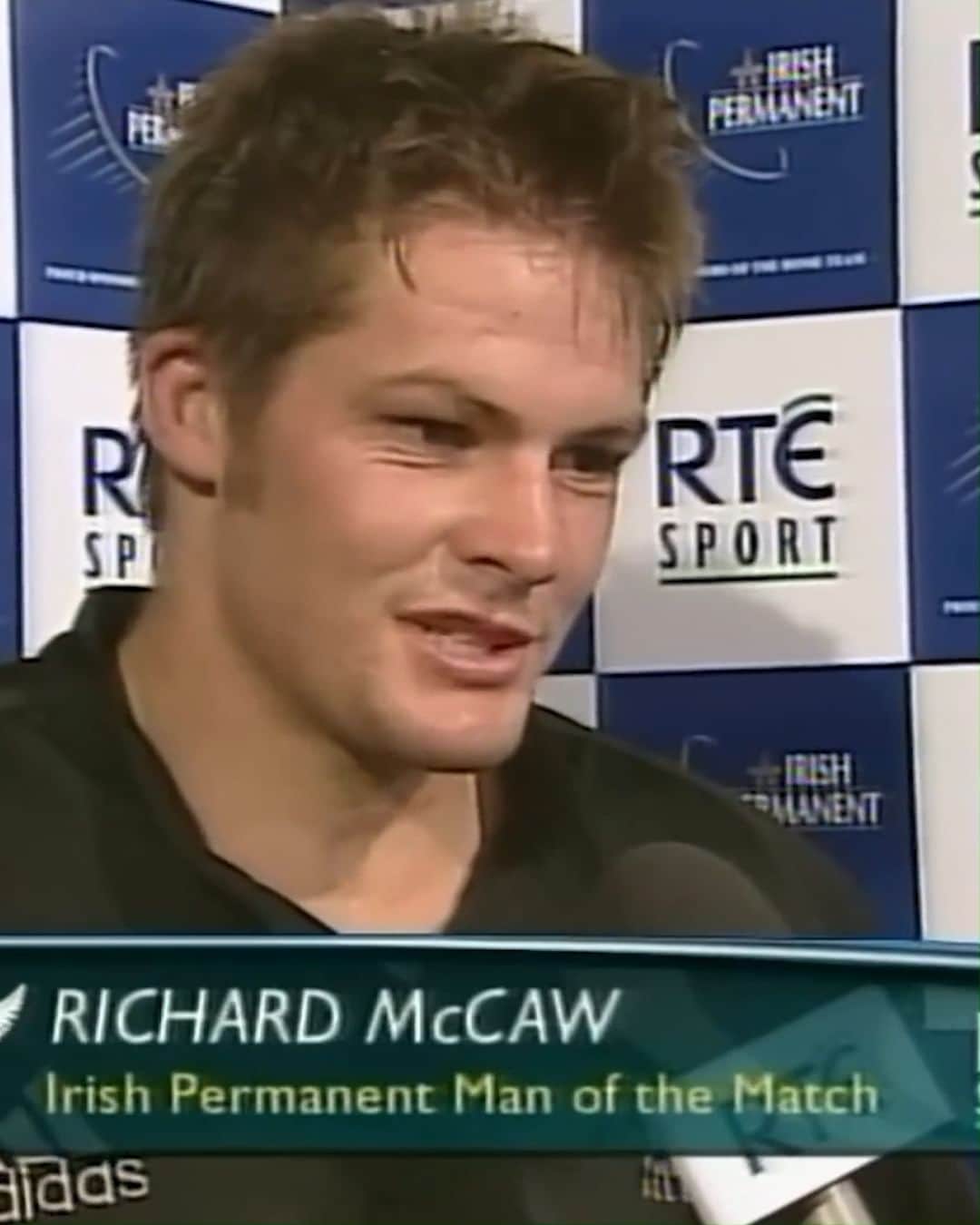 All Blacksのインスタグラム：「On this day in 2001 | A certain Richard McCaw made his All Blacks debut 🤩  Imagine telling him 2️⃣2️⃣ years ago that he would go on to captain the team to two RWC trophies!  #AllBlacks」