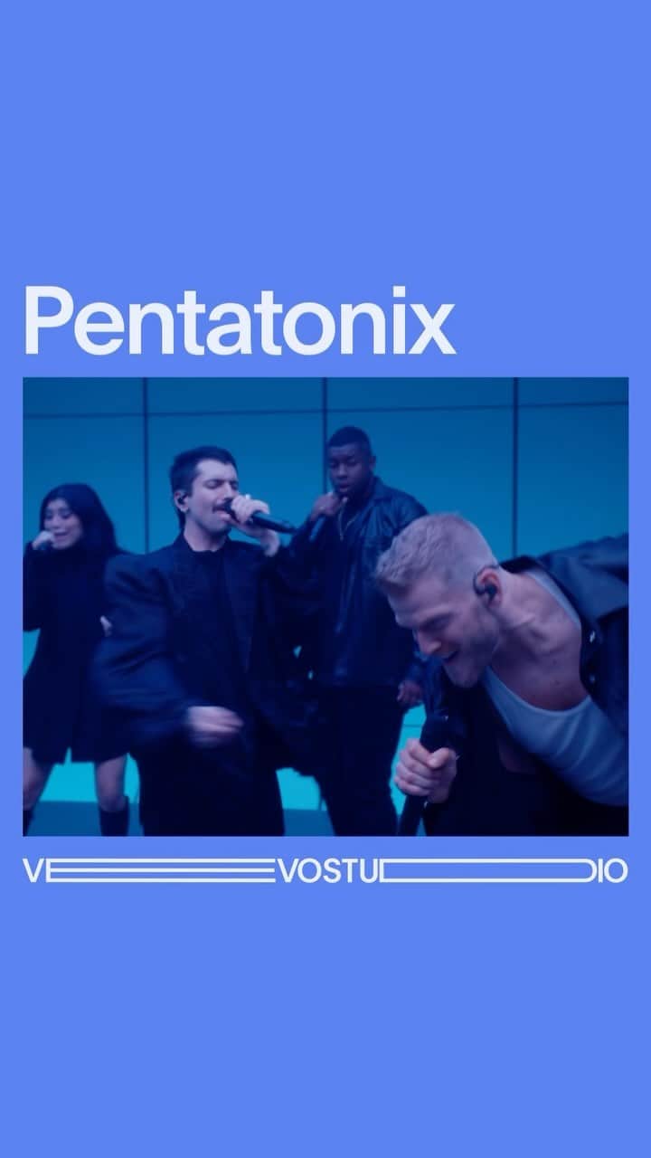 ペンタトニックスのインスタグラム：「Baby, I compare you to a kiss from a rose on the grey... 💋🌹  We stopped by @Vevo to sing “KISS FROM A ROSE” off of our NEW CHRISTMAS ALBUM ‘The Greatest Christmas Hits’ ✨🎄 link in bio!」