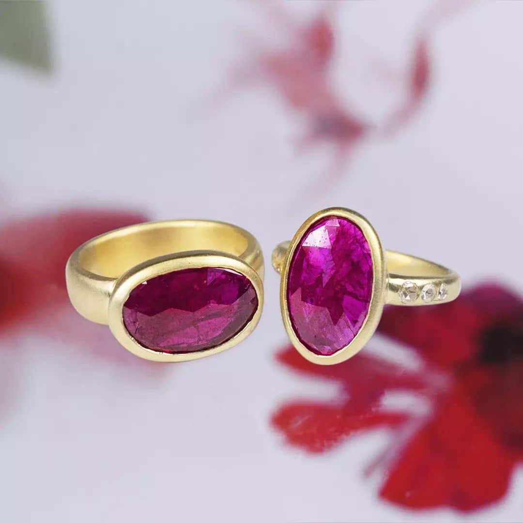 ミーアンドローのインスタグラム：「New One-of-a-Kind ruby rings….In the realm of Venus, these ruby rings remind us of the healing power of love and friendship.」