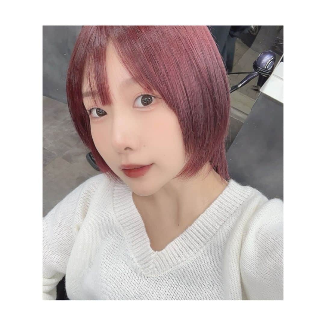 澁谷梓希のインスタグラム：「なぜかこの時期になると赤髪にしたくなる女  @atsutoshi00 さんの神技術で 綺麗に染まりましたーー❤️love」