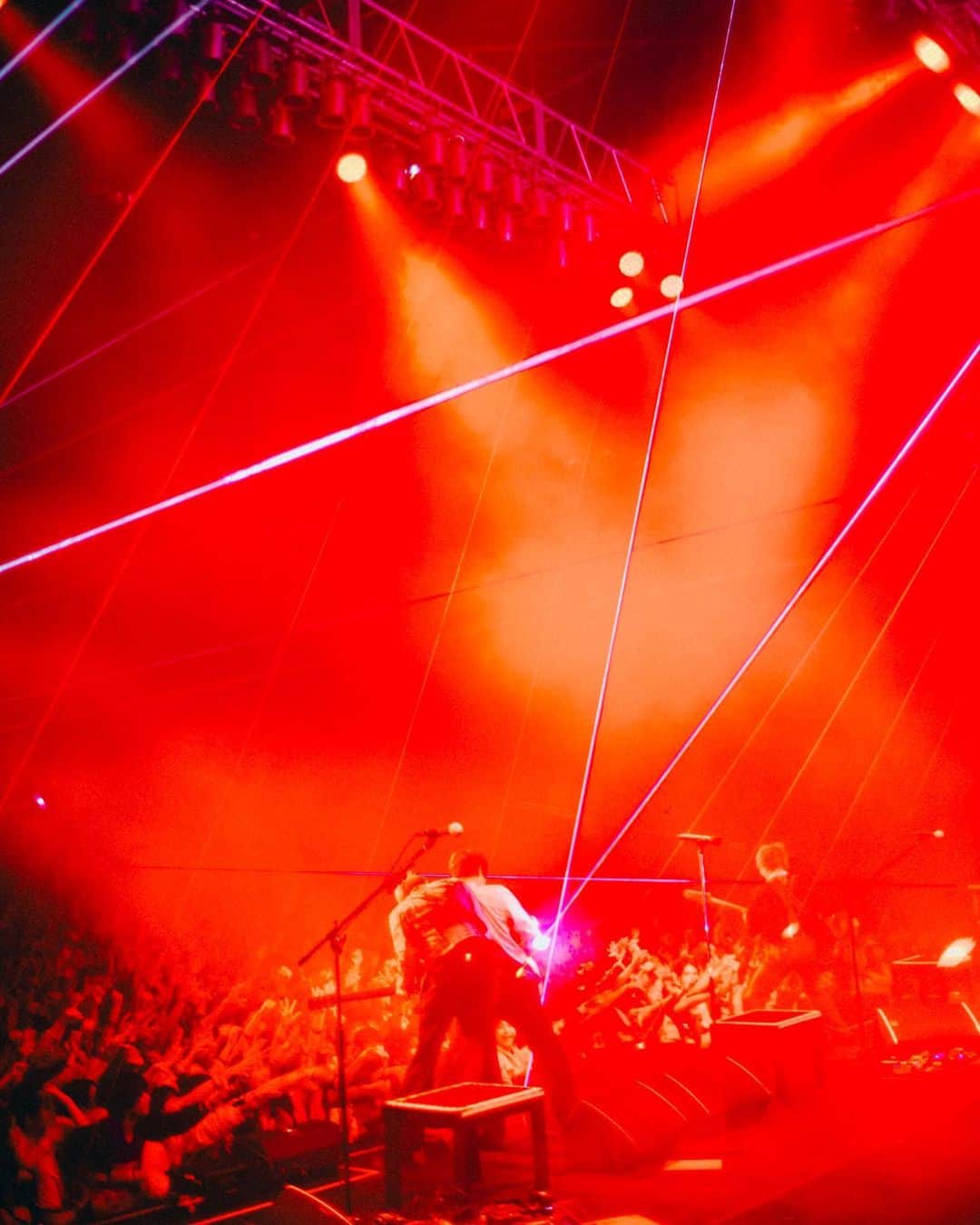 go!go!vanillasさんのインスタグラム写真 - (go!go!vanillasInstagram)「2023.11.16 Zepp DiverCity (TOKYO)  DREAMS TOUR 2023-2024  10年分の夢を詰め込んだ アニバーサリーツアーが開幕！  ここからまた伝説が始まる！！ 全国、そして幕張へ！！  #DREAMSTOUR  photo by renzo masuda @renzo1101」11月17日 8時10分 - go_go_vanillas_official
