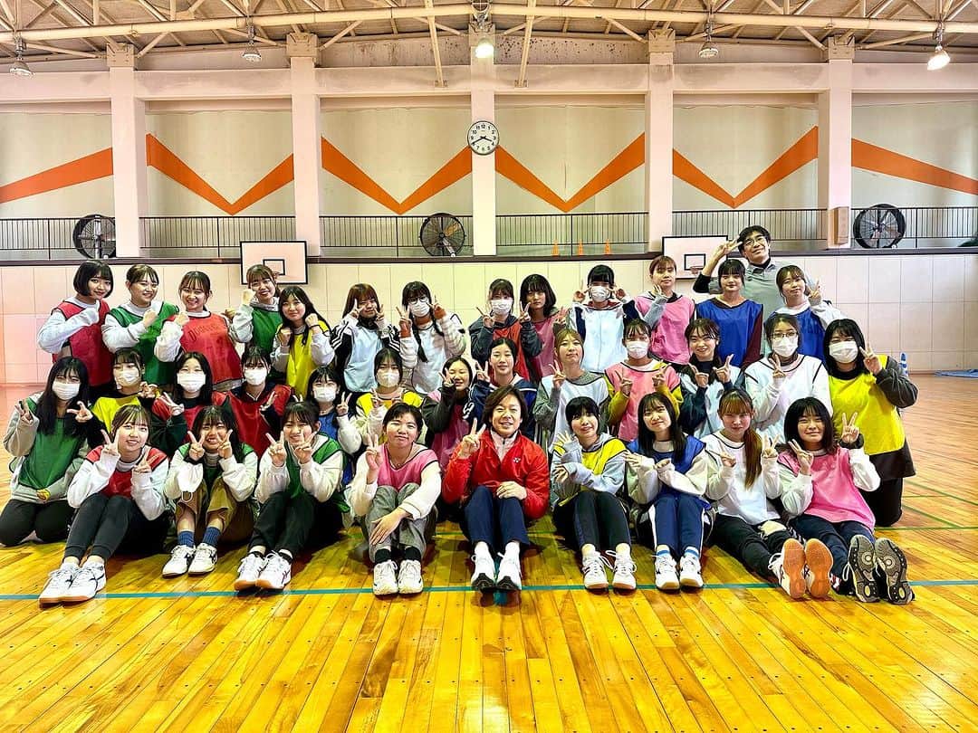 佐藤弘道さんのインスタグラム写真 - (佐藤弘道Instagram)「昨日は客員教授を務めさせていただいている大垣女子短期大学へ！ 元気な一年生の授業です(^^) これから少しずつ、乳幼児期の勉強をしてもらえたらと思います。 みんな、がんばれ〜٩( ᐛ )و」11月17日 8時23分 - satouhiromichi023