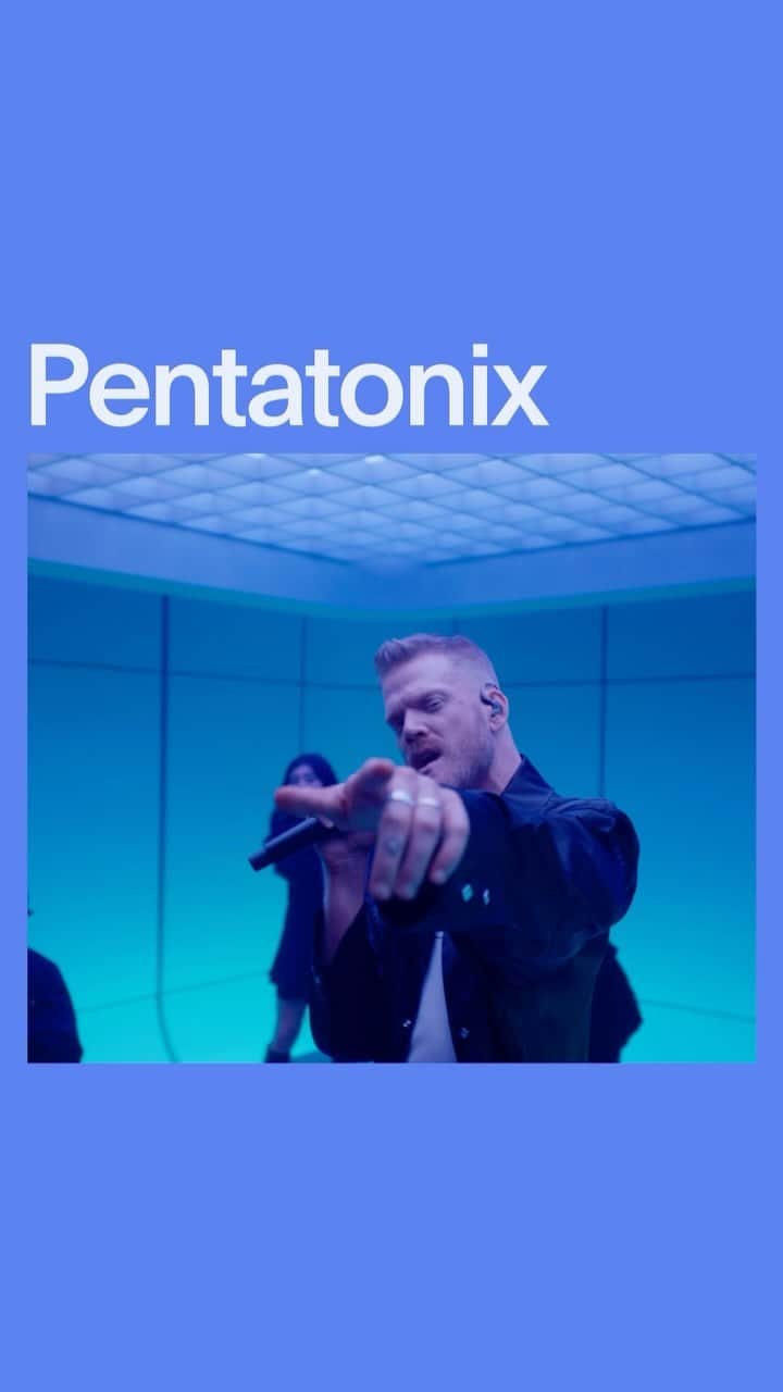 スコット・ホアイングのインスタグラム：「So proud of this one! “Kiss From A Rose” is out now on the new @ptxofficial Greatest Xmas Hits album! Co-produced by myself and @jontherabbi! Thanks for having us @vevo 💙💙💙 !!」