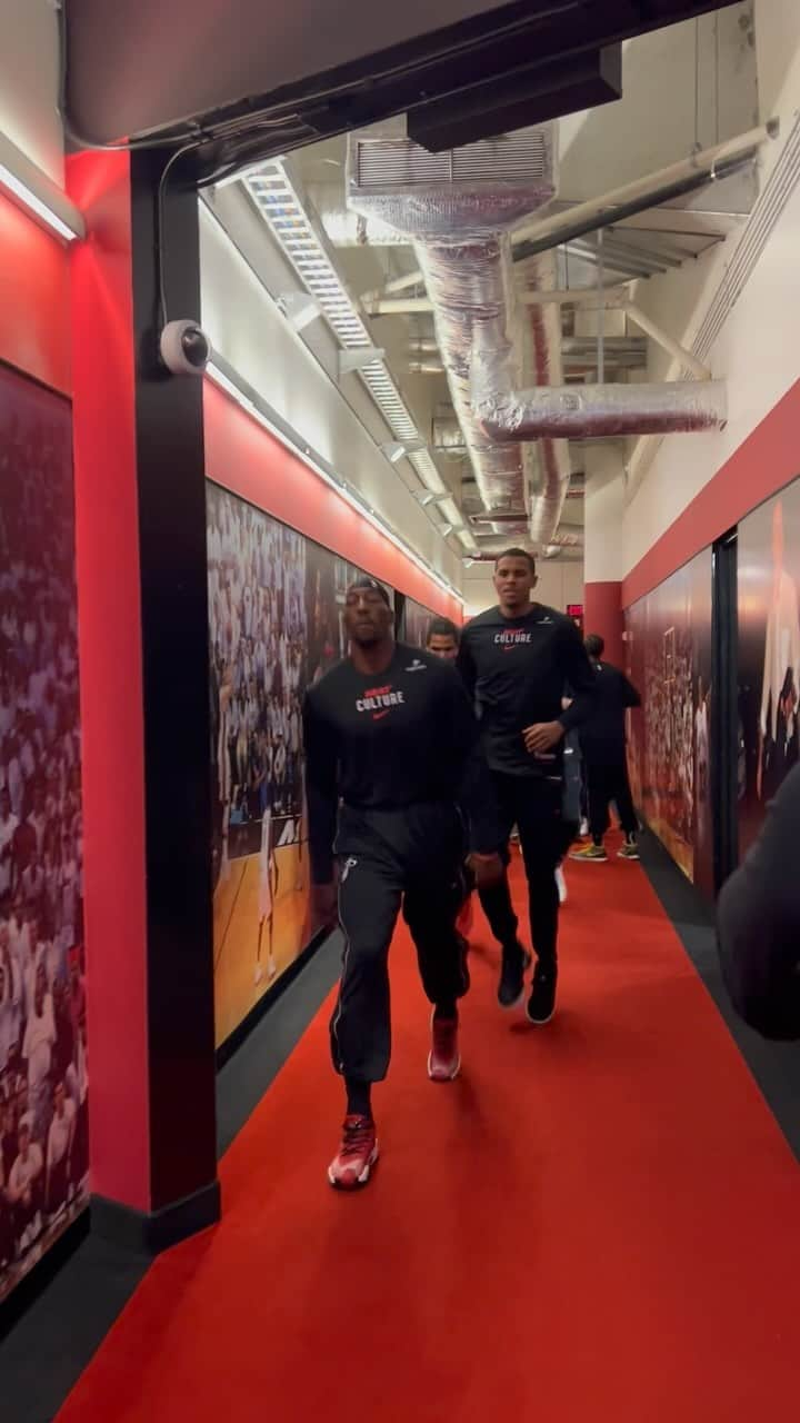 Miami HEATのインスタグラム：「Let’s get it 👊」